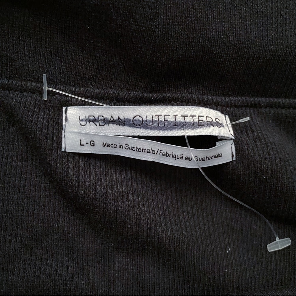NWOT UO Black Off Shoulder Crop Top - Picture 10 of 13